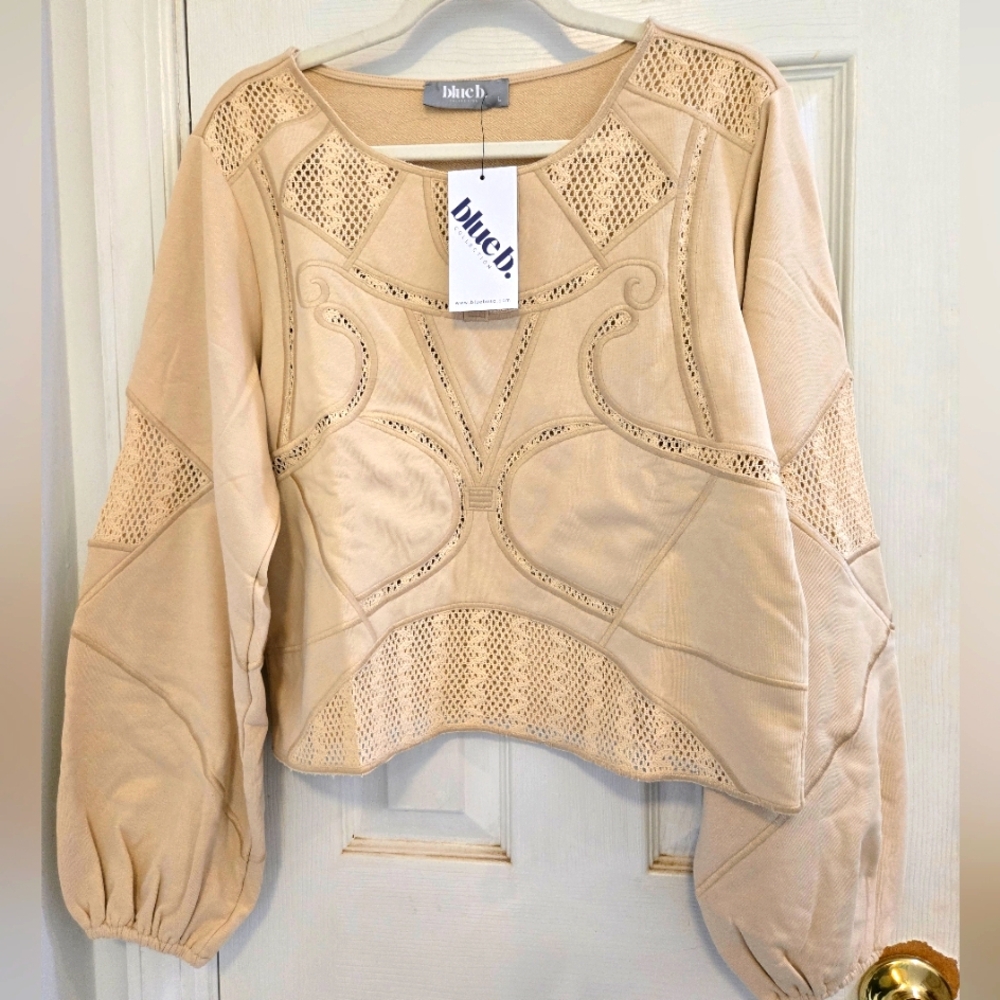 Blue b. NWT Cream Top Large - Picture 10 of 10